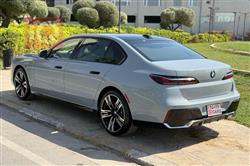 بي ام دبليو الفئة 7